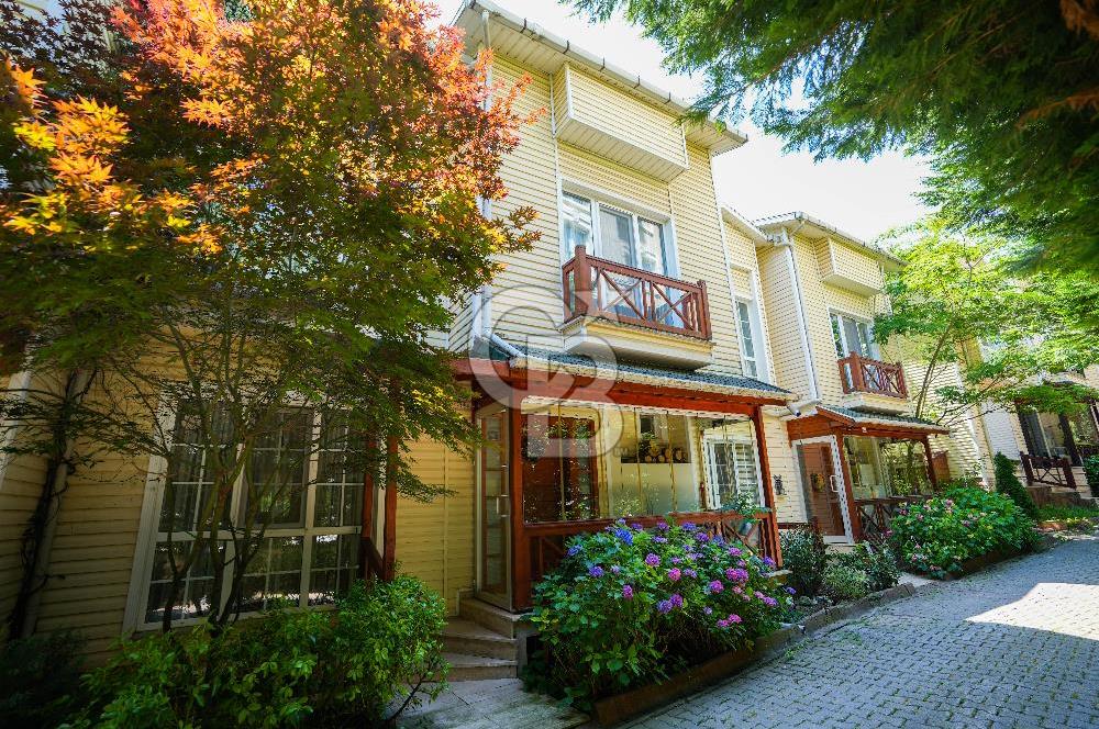 Çekmeköy Alemdağ Mahallesi Sun Meri Sitesi Satılık Villa