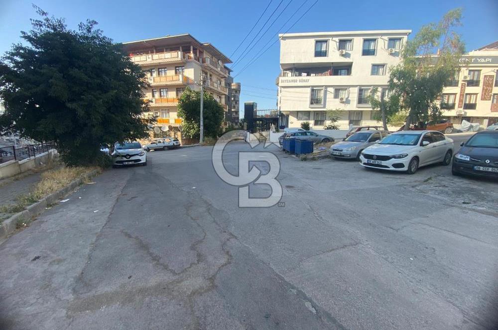 BUCA TINAZTEPEDE 5 YAŞINDA 1+1 SATILIK DAİRE