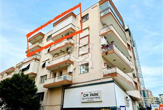 Karşıyaka Girne Bulvarı'nda Satılık 3+1 Daire