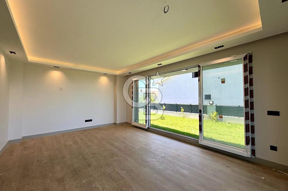 Kumburgaz'da Deniz Manzaralı Sıfır 4+2 Satılık Müstakil Villa
