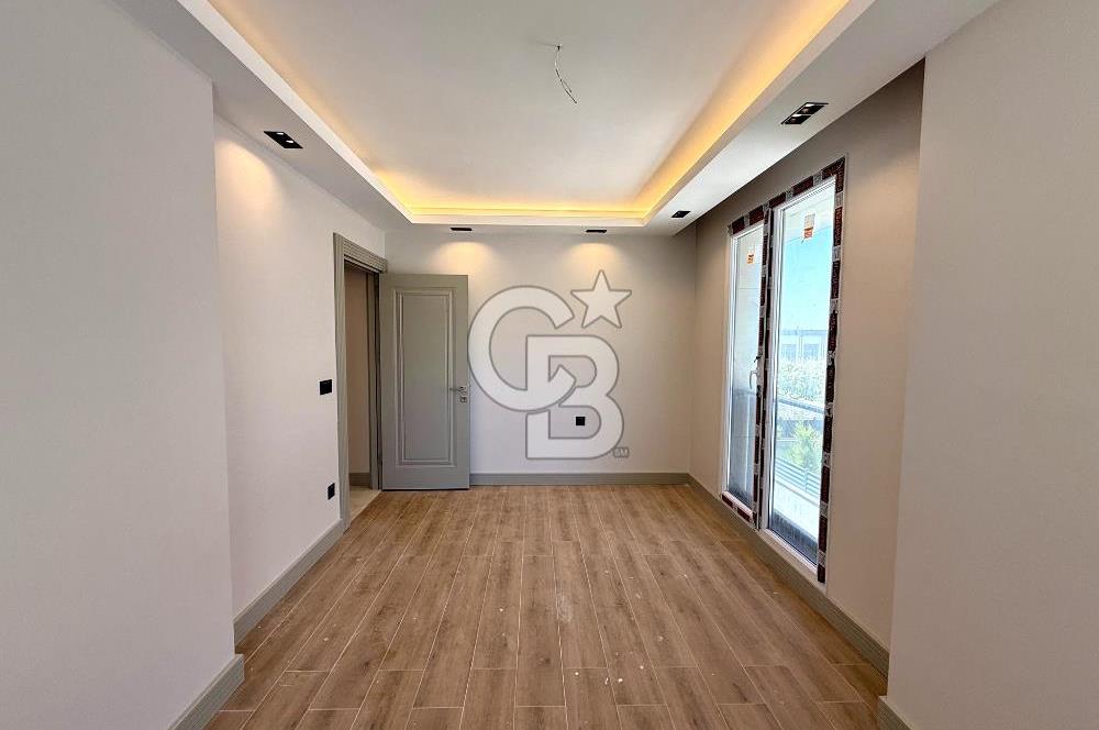Kumburgaz'da Deniz Manzaralı Sıfır 4+2 Satılık Müstakil Villa