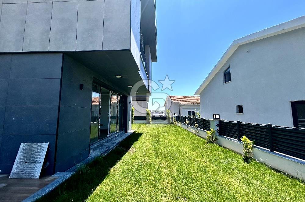 Kumburgaz'da Deniz Manzaralı Sıfır 4+2 Satılık Müstakil Villa