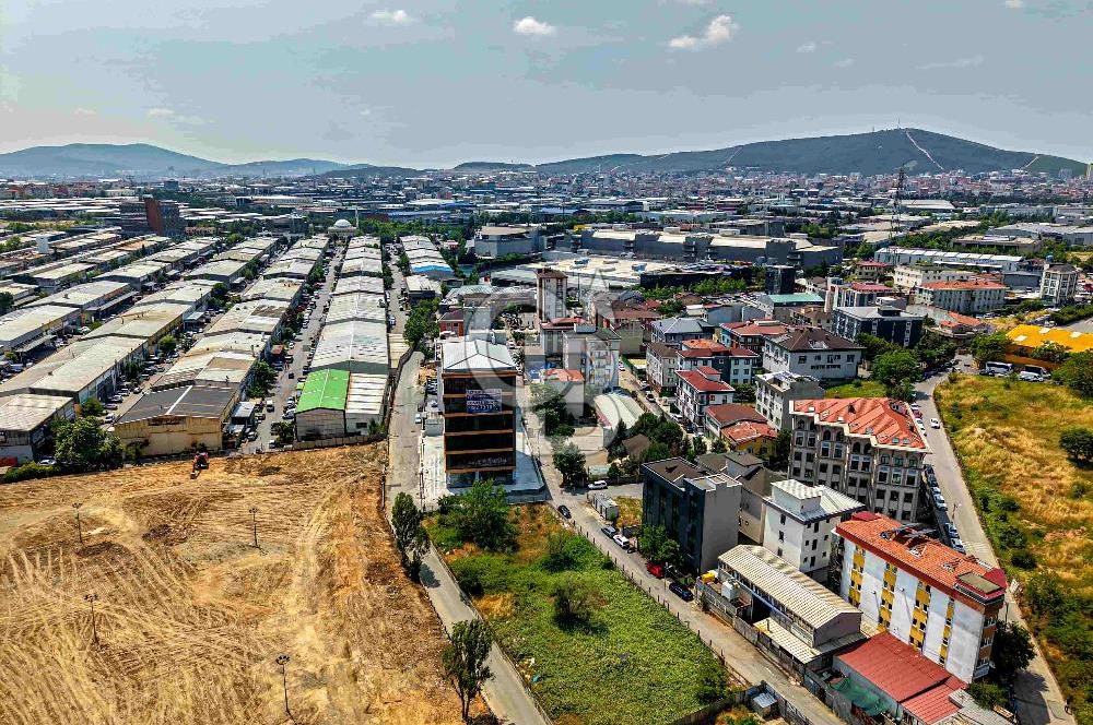 ÜMRANİYEDE MUHTEŞEM KONUMDA KDV AVANTAJLI 4.575 M2 KİRALIK PLAZA