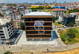 ÜMRANİYEDE MUHTEŞEM KONUMDA KDV AVANTAJLI 4.575 M2 KİRALIK PLAZA