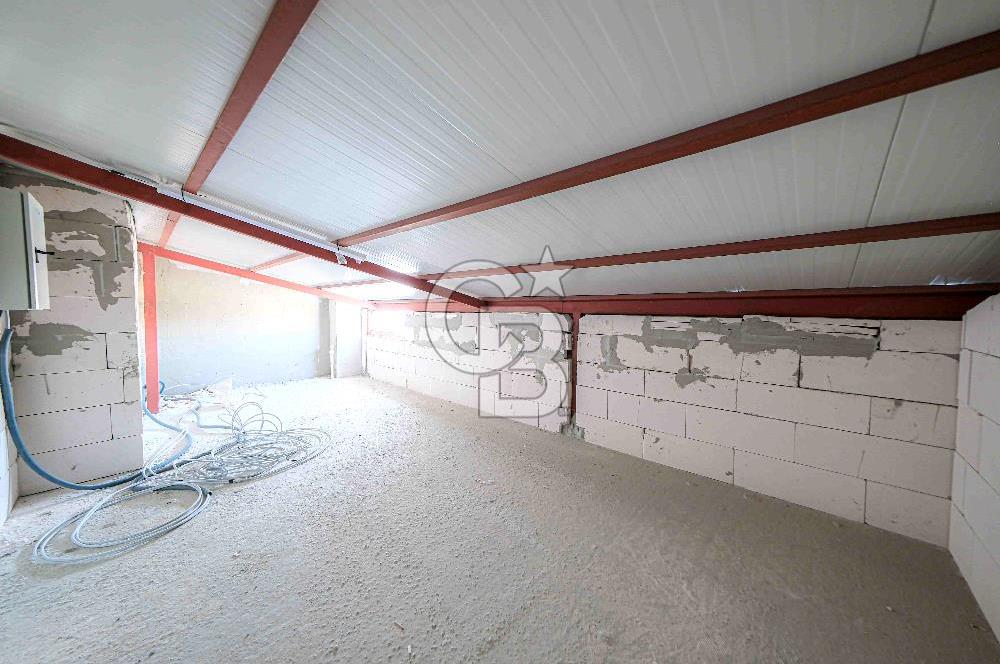 ÜMRANİYEDE MUHTEŞEM KONUMDA KDV AVANTAJLI 4.575 M2 KİRALIK PLAZA