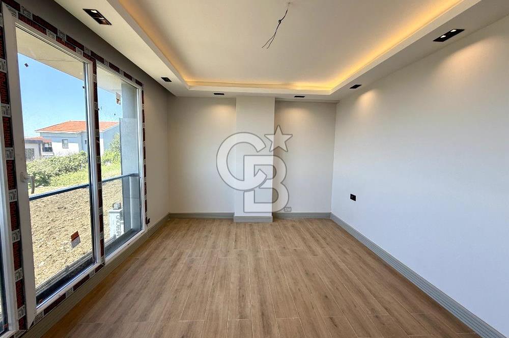 Kumburgaz'da Deniz Manzaralı Sıfır 4+2 Satılık Müstakil Villa