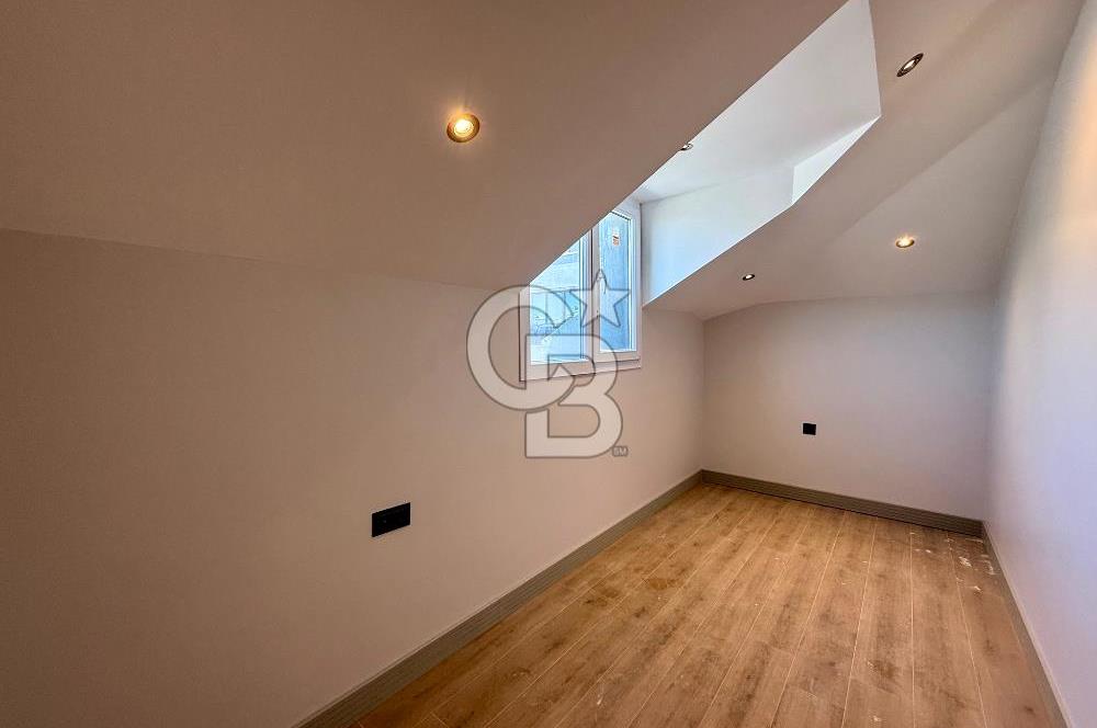 Kumburgaz'da Deniz Manzaralı Sıfır 4+2 Satılık Müstakil Villa