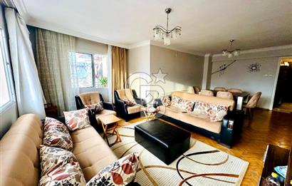 Karşıyaka Girne Bulvarı'nda Satılık 3+1 Daire