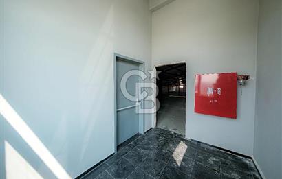 ÜMRANİYEDE MUHTEŞEM KONUMDA KDV AVANTAJLI 4.575 M2 KİRALIK PLAZA