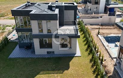 Gölbaşı Karşıyaka Mahallesi 6+1 lüx Villa
