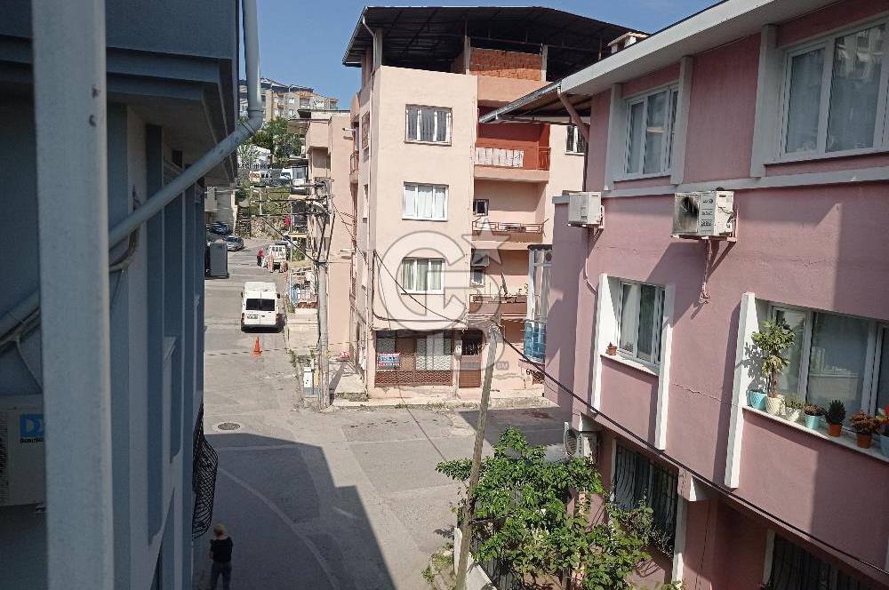 BUCA YAYLACIK MAHALLESİNDE SATILIK 3+1 DAİRE