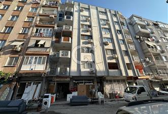 İzmir Yeşilyurt Vatan Mahallesinde Hastane Yakını Satılık Fırsat Daire