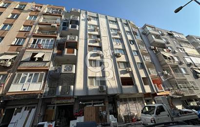 İzmir Yeşilyurt Vatan Mahallesinde Hastane Yakını Satılık Fırsat Daire