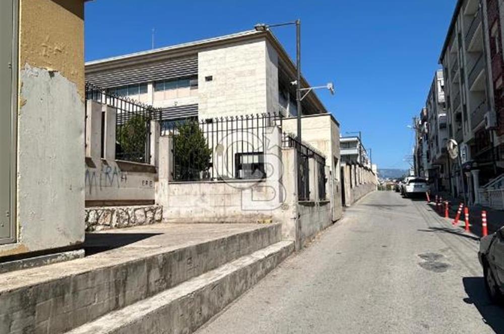 BUCA İLÇE EMNİYET MÜDÜRLÜĞÜ KARŞISI DUBLEKS 3+1 SATILIK DAİRE 