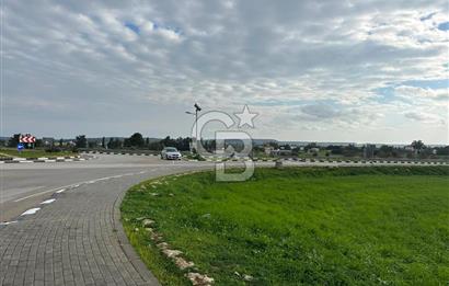 ANAYOLA CEPHELİ ARSA