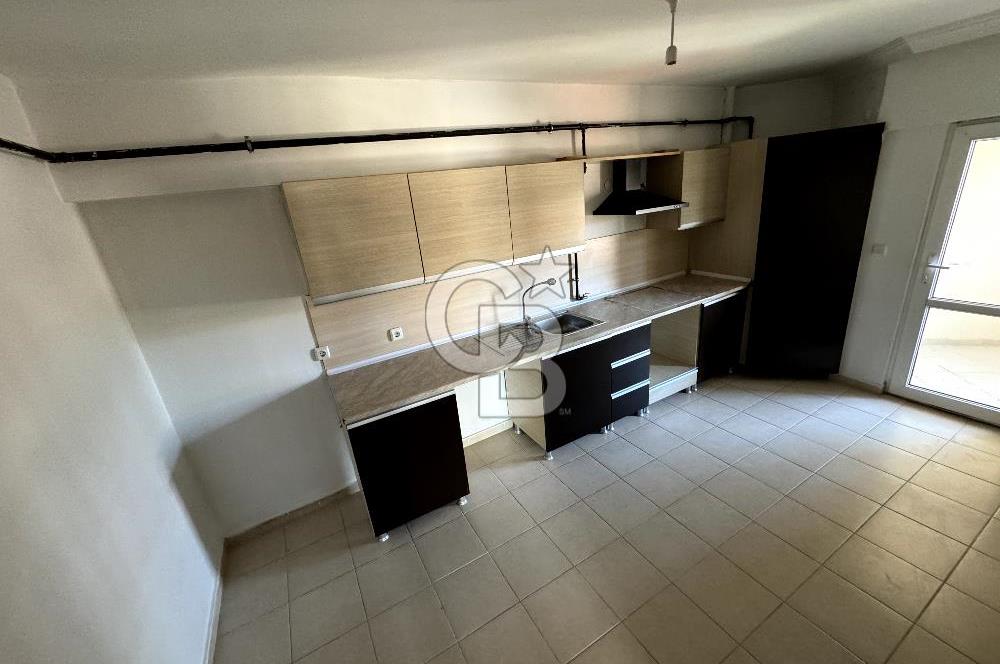 ÖN CEPHE SİTE İÇERİSİNDE GENİŞ 3+1 SATILIK DAİRE