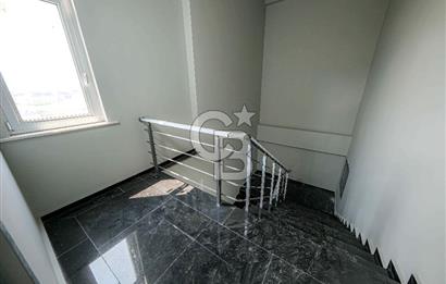ÜMRANİYEDE MUHTEŞEM KONUMDA KDV AVANTAJLI 4.575 M2 KİRALIK PLAZA