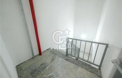 ÜMRANİYEDE MUHTEŞEM KONUMDA KDV AVANTAJLI 4.575 M2 KİRALIK PLAZA