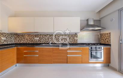 BORNOVA EVKA 3'TE MÜSTAKİL BAHÇELİ 4+1 SATILIK DAİRE