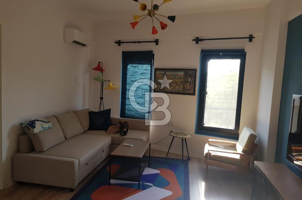 URLA SANAT SOKAĞI GİRİŞİNDE MÜKEMMEL KONUMDA SATILIK 1+1 TAŞ EV
