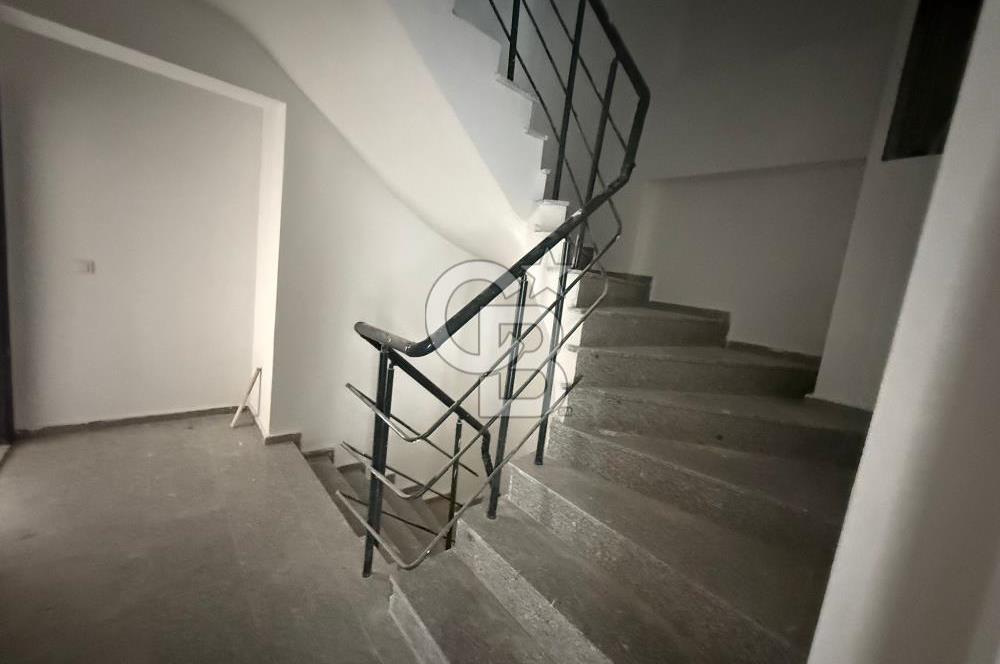 ÇANAKKALE MERKEZ CEVATPAŞA’DA ALMAN SOKAKTA SATILIK 1+1 DAİRE