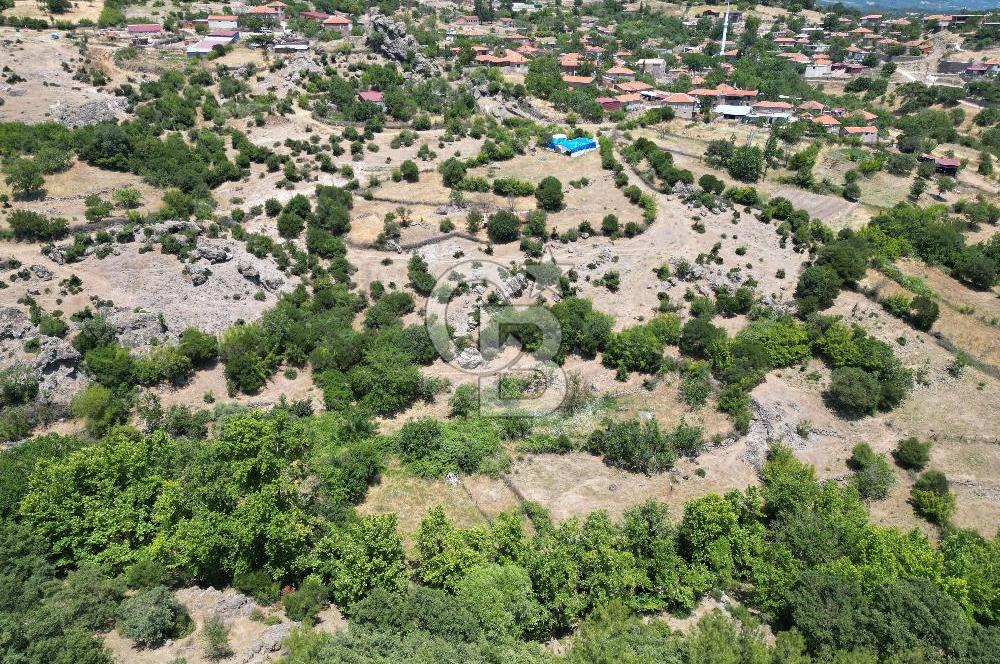Ayvacık Küçükhusun’da İmara 30 Metre Mesafede 812 m² Müstakil Yatırımlık Tarla!