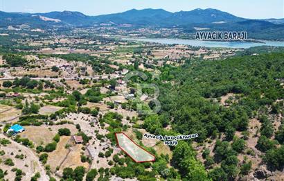 Ayvacık Küçükhusun’da İmara 30 Metre Mesafede 812 m² Müstakil Yatırımlık Tarla!