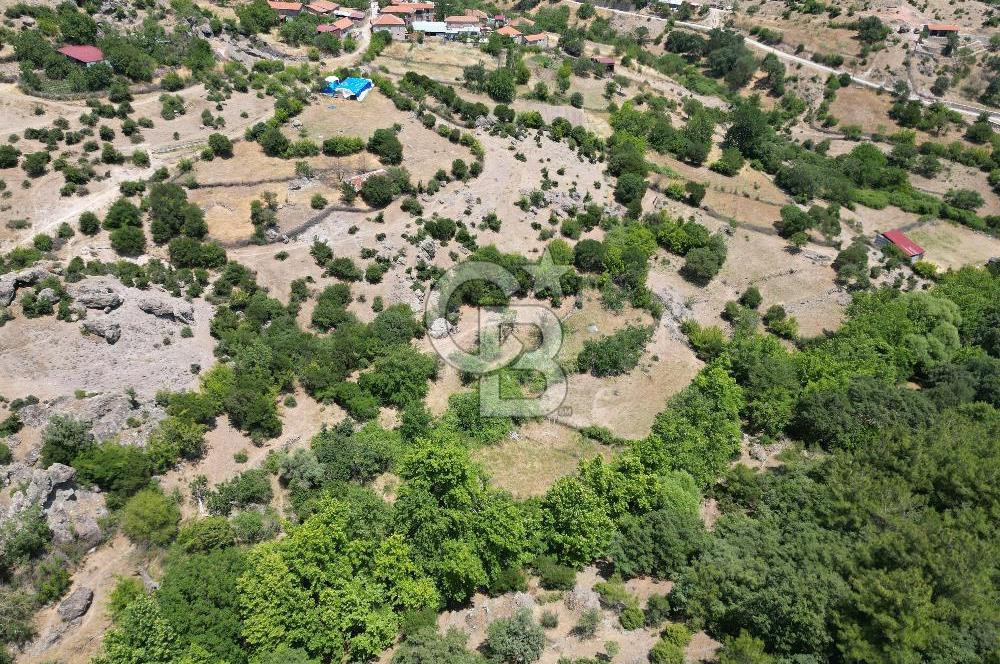 Ayvacık Küçükhusun’da İmara 30 Metre Mesafede 812 m² Müstakil Yatırımlık Tarla!