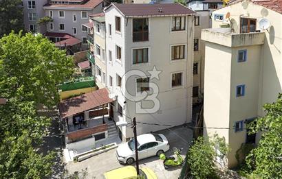 Satılık Emirgan koruya yakın müstakil 4 katlı site içerisinde