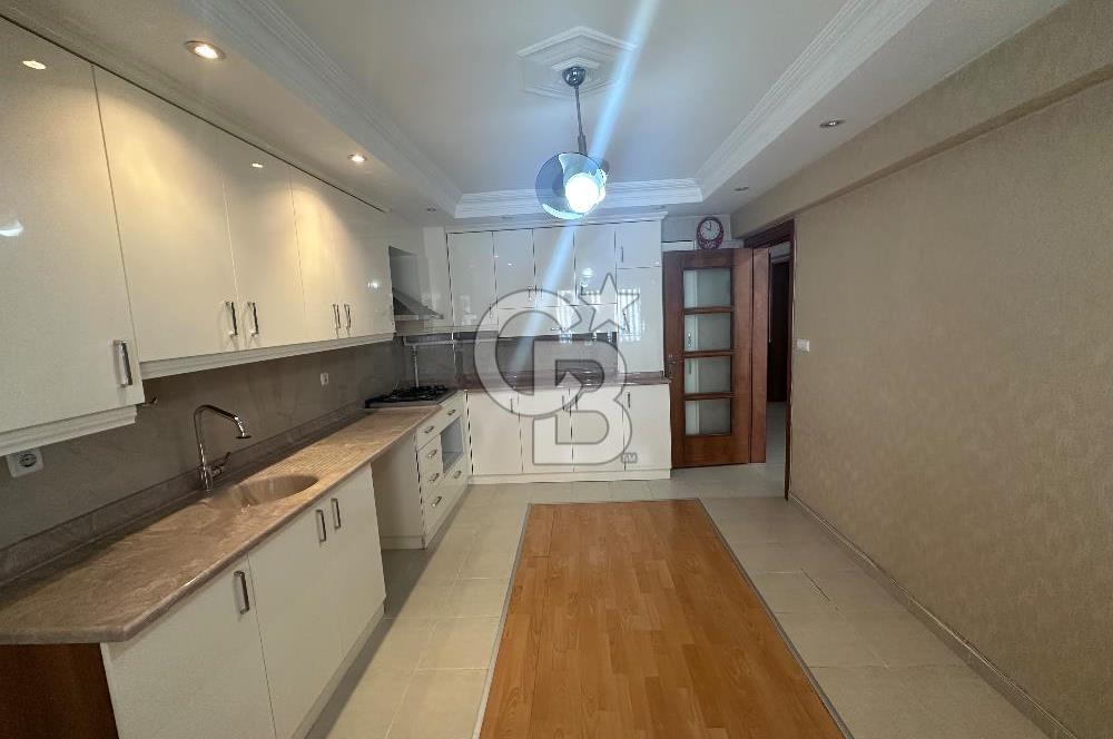 İstiklal Işıklarına Çok Yakın Geniş 3+1 Kiralık Daire