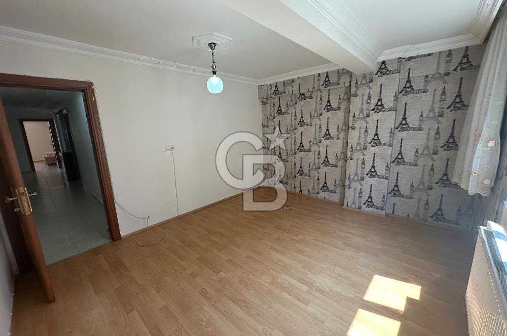 İstiklal Işıklarına Çok Yakın Geniş 3+1 Kiralık Daire