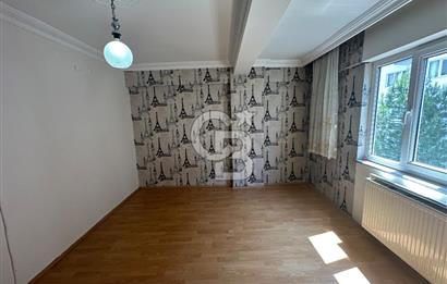 İstiklal Işıklarına Çok Yakın Geniş 3+1 Kiralık Daire