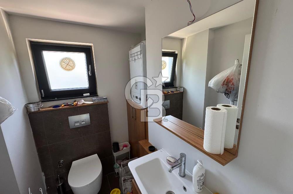 ÇANAKKALE GÜZELYALIDA HAVUZLU SİTEDE LÜKS 4+1 SATILIK VİLLA