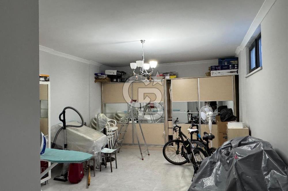 ÇANAKKALE GÜZELYALIDA HAVUZLU SİTEDE LÜKS 4+1 SATILIK VİLLA