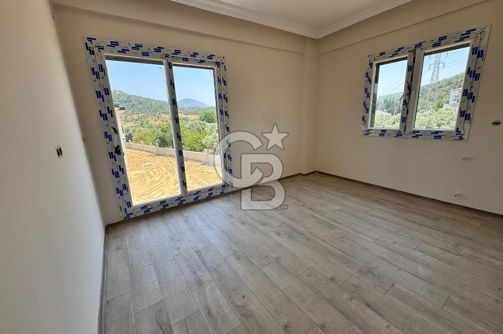 Seferihisar Kavakdere' de Doğa ile İç İçe Site İçinde Satılık Villa
