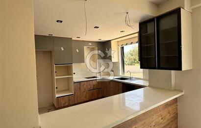 Seferihisar Kavakdere' de Doğa ile İç İçe Site İçinde Satılık Villa