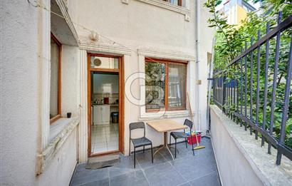 Kiralık müstakil bina Emirgan koruya yakın site içinde 4 katlı