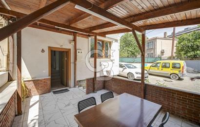 Satılık Emirgan koruya yakın müstakil 4 katlı site içerisinde