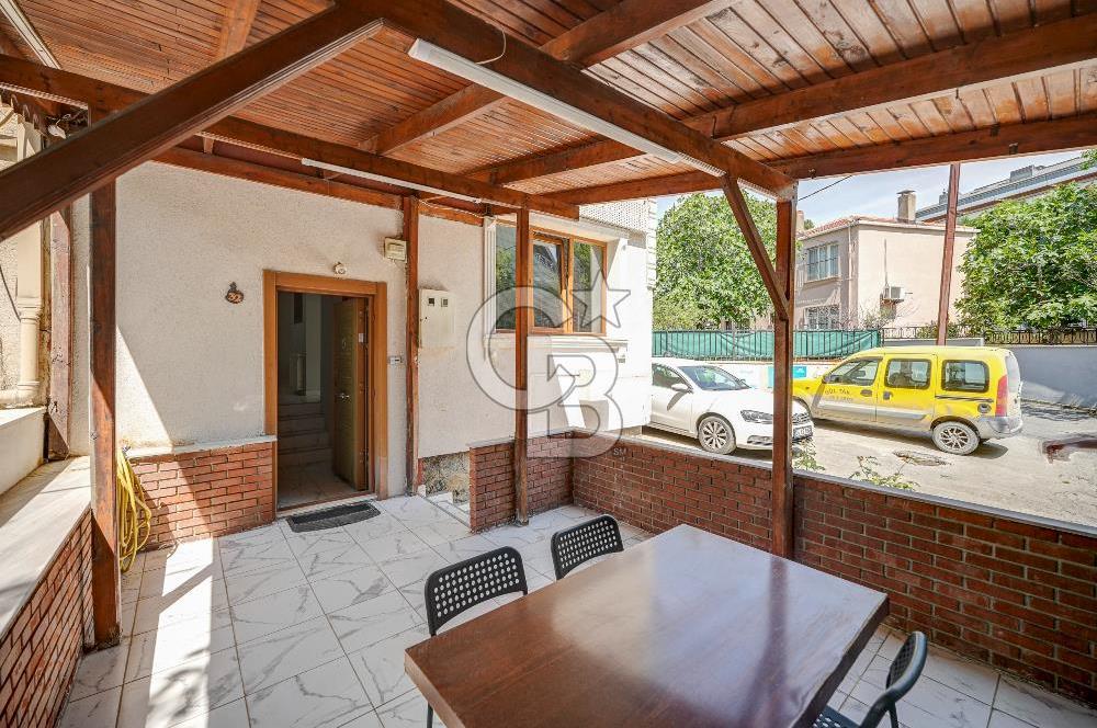 Satılık Emirgan koruya yakın müstakil 4 katlı site içerisinde