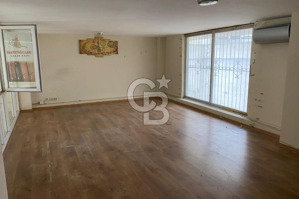 CADDE ÜZERİ 280 M2 KULLANIM ALANINA SAHİP BATARKATLI DÜKKAN+DEPO