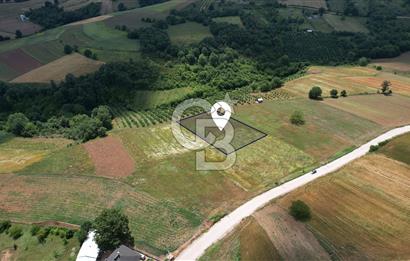 İZMİT YASSIBAĞ'DA ALTYAPI MEVCUT 2533 m² %5 İMARLI SATILIK TARLA