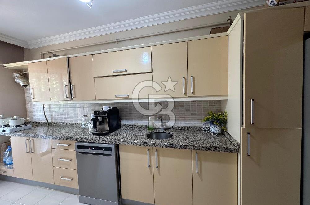YALOVA MERKEZİ KONUMDA 1. ARA KAT 2 KATLI BİNADA 3+1 GENİŞ DAİRE