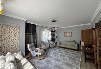 YALOVA MERKEZİ KONUMDA 1. ARA KAT 2 KATLI BİNADA 3+1 GENİŞ DAİRE