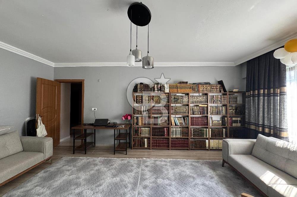 YALOVA MERKEZİ KONUMDA 1. ARA KAT 2 KATLI BİNADA 3+1 GENİŞ DAİRE
