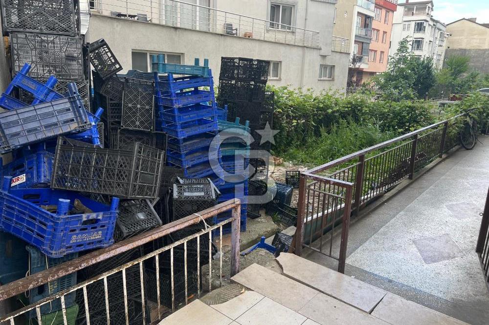 AKYAZI MAHALLESİNDE DEVREN KİRALIK DÜKKAN