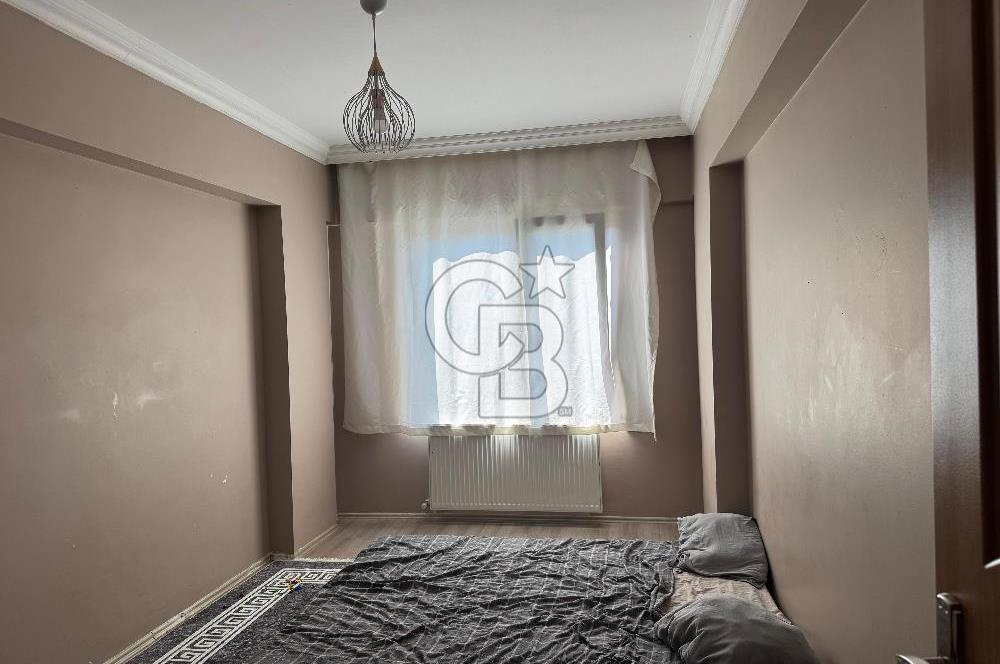 YALOVA MERKEZİ KONUMDA 1. ARA KAT 2 KATLI BİNADA 3+1 GENİŞ DAİRE