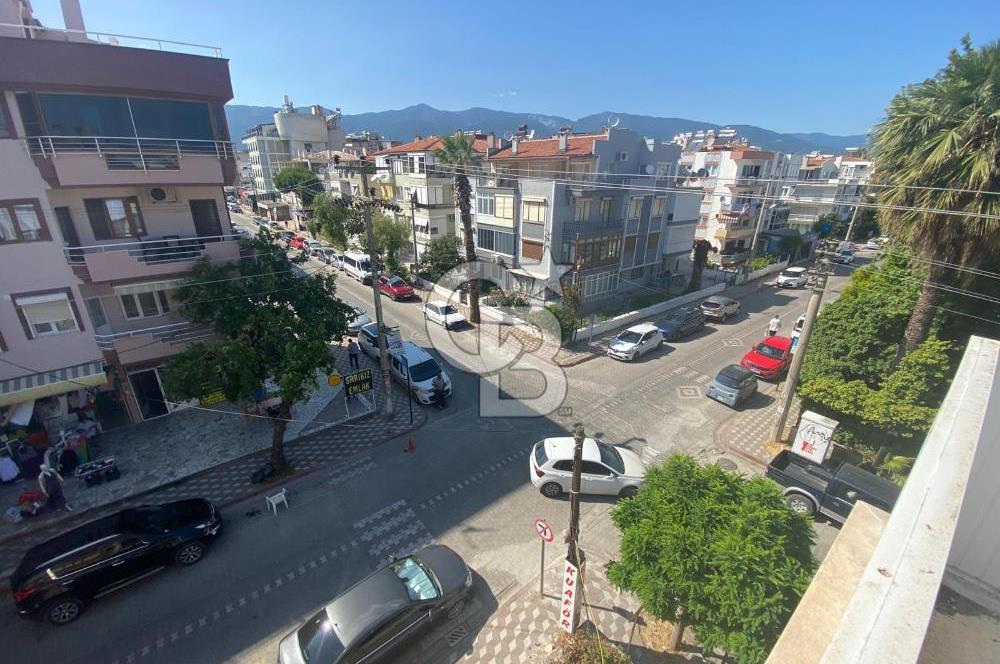 AKÇAY KORDON ARKASI DENİZ MANZARALI TERASLI SATILIK 2+1 DAİRE