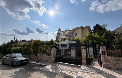 CB ERVA DAN MOGAN GÖLÜ MANZARALI KAPALI HAVUZLU SATILIK VİLLA