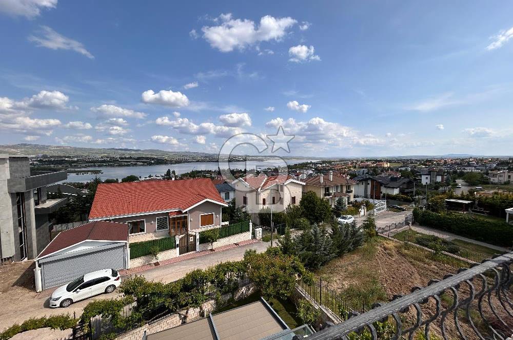 CB ERVA DAN MOGAN GÖLÜ MANZARALI KAPALI HAVUZLU SATILIK VİLLA