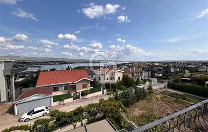 CB ERVA DAN MOGAN GÖLÜ MANZARALI KAPALI HAVUZLU SATILIK VİLLA
